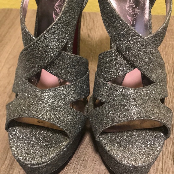 Paris Hilton heels - Sparkles! - Picture 5 of 8